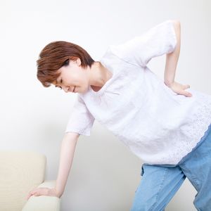 井土ヶ谷駅の当整骨院は腰痛に効果的な施術をいたします